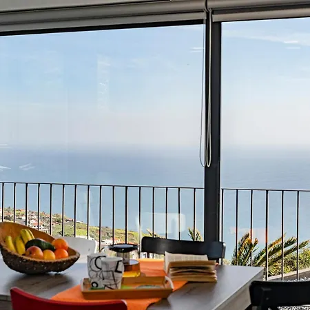 Clementina | Cliffs&ocean | Heated Pool Prazeres