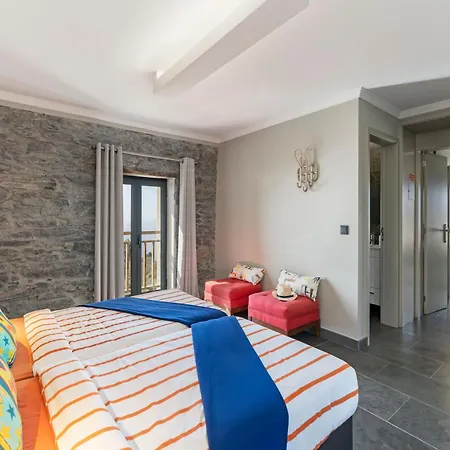 Clementina | Cliffs&ocean | Heated Pool Prazeres