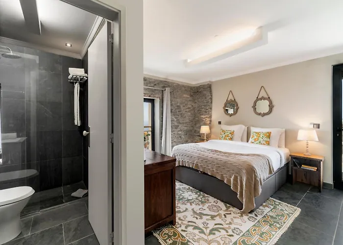 Villa Clementina | Cliffs&ocean | Heated Pool Prazeres