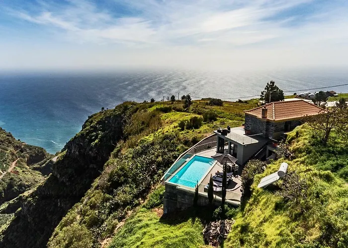 Villa Clementina | Cliffs&ocean | Heated Pool Prazeres