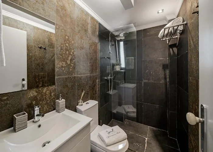 Villa Clementina | Cliffs&ocean | Heated Pool Prazeres